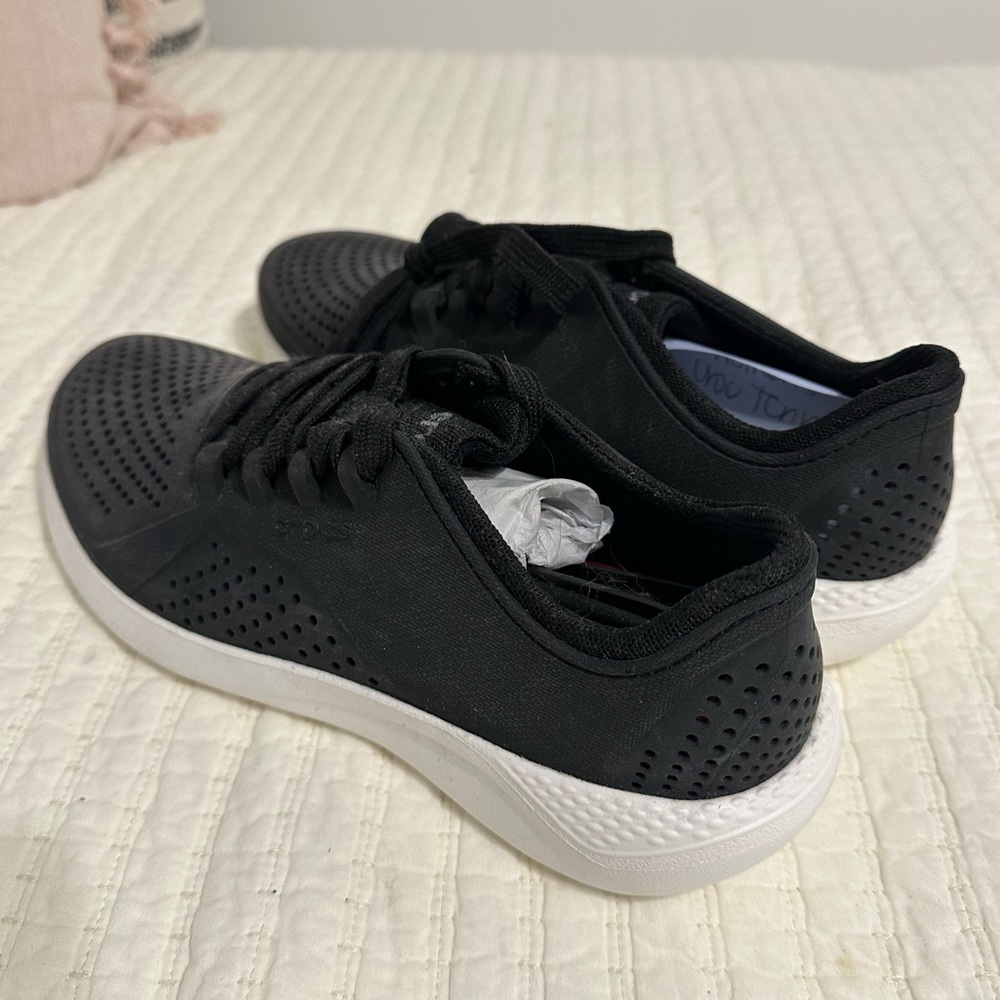 Croc Tennis Shoes